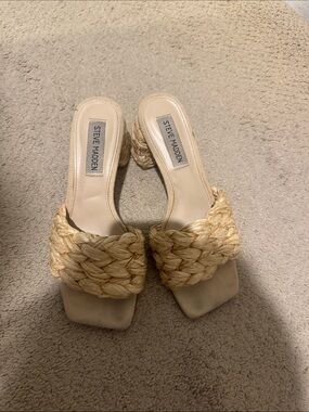 Steve Madden Braided Raffia Slide Mules in Natural Beige